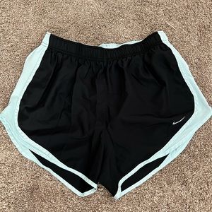 Nike dryfit shorts. Size L. No rips/tears/stains. Only worn a handful of times.